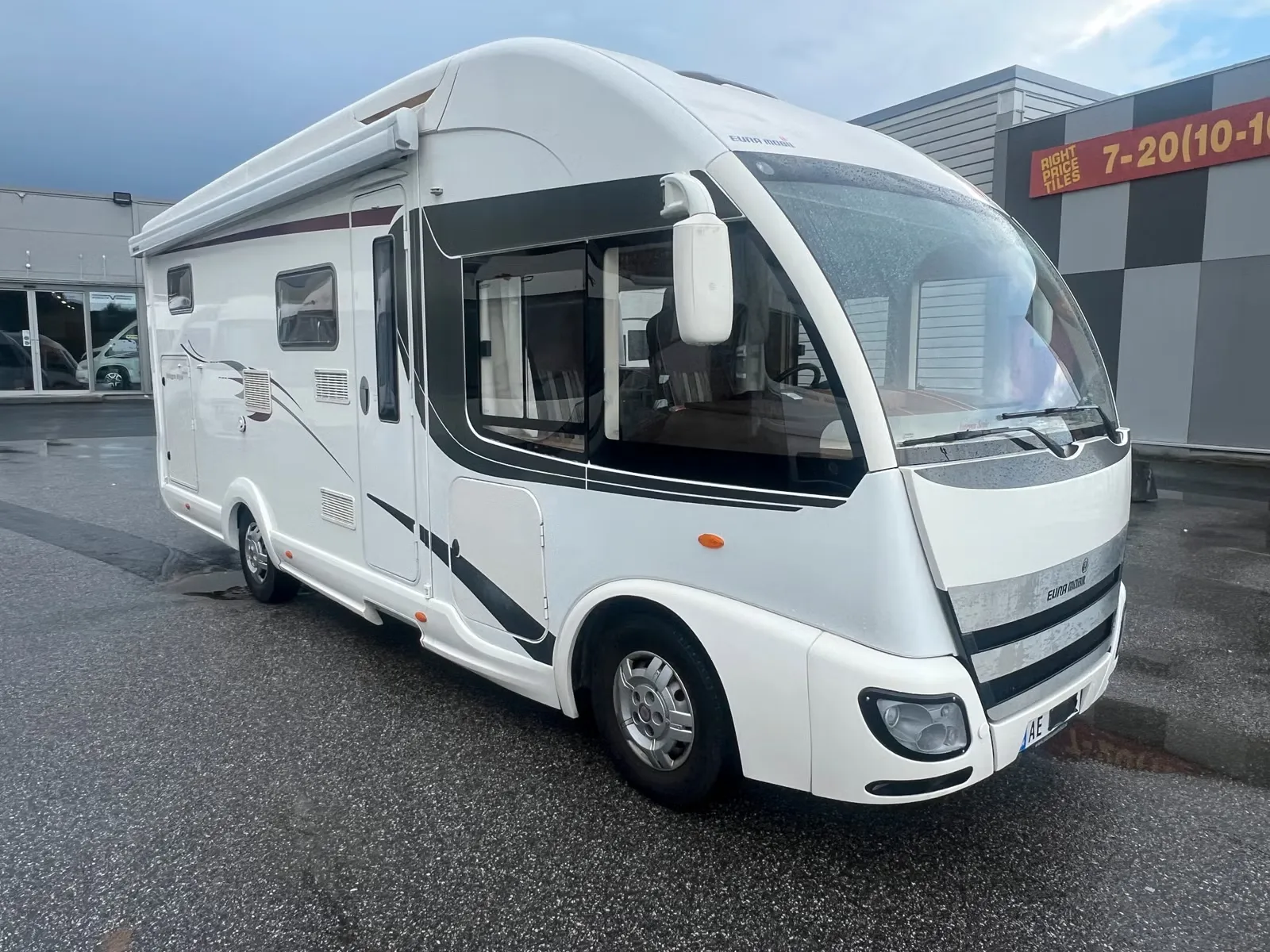 Eura Mobil INTERGRA LINE IS 700 EB