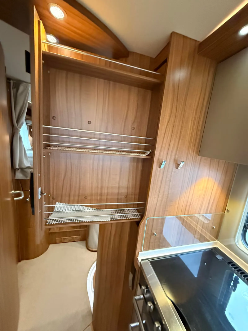Hymer B Premiumline 704