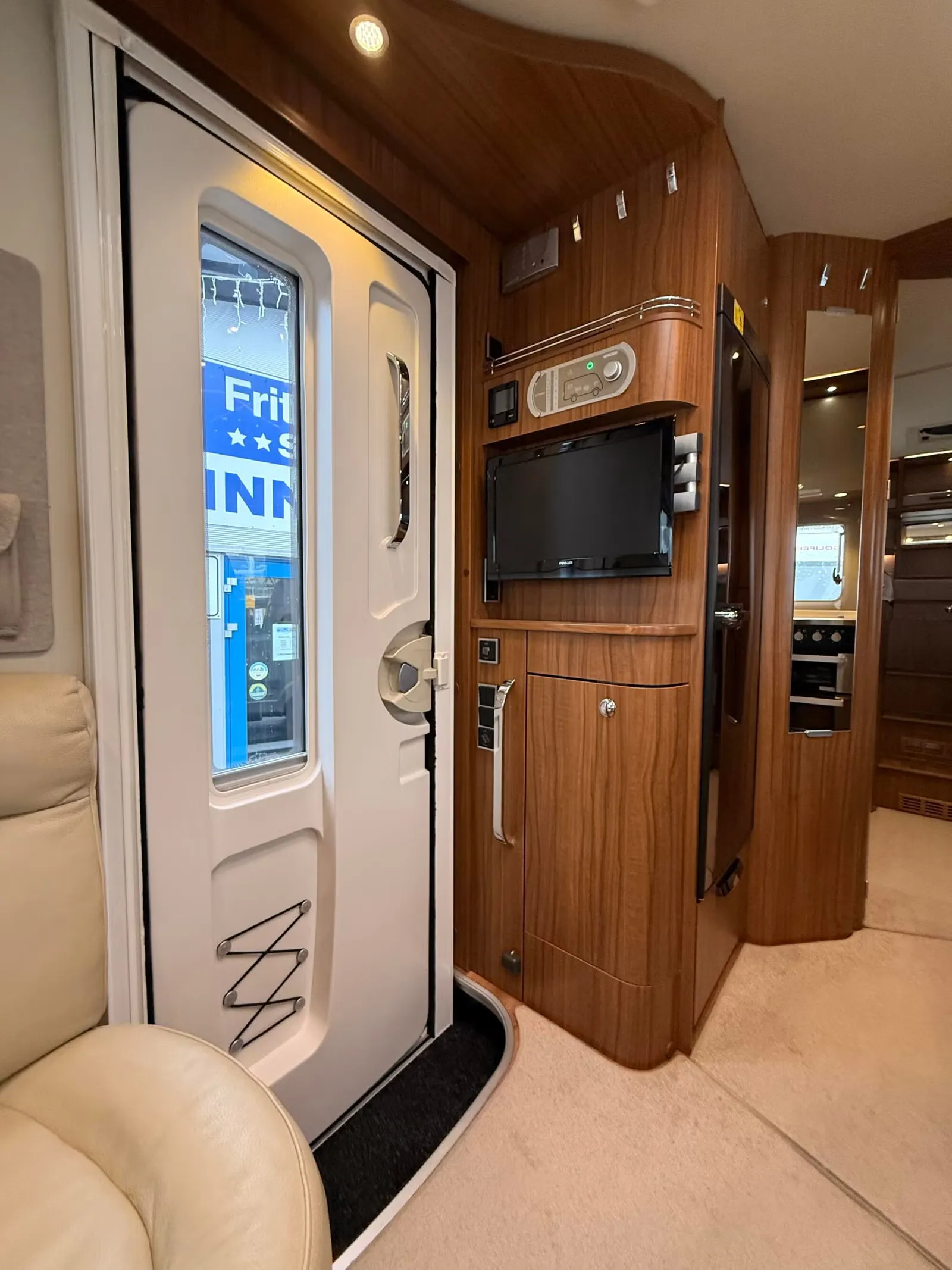 Hymer B Premiumline 704