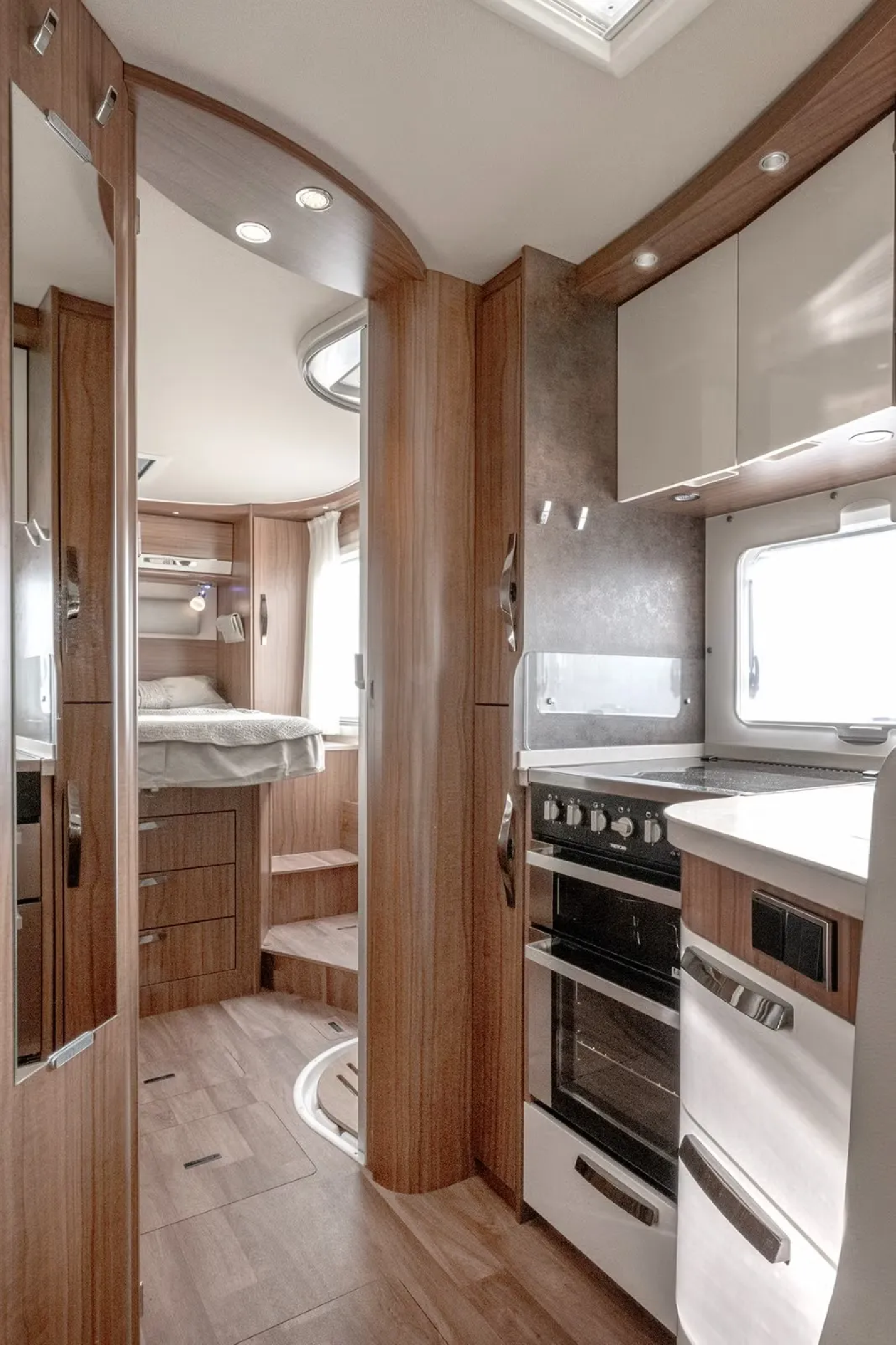 Hymer B 708 PL