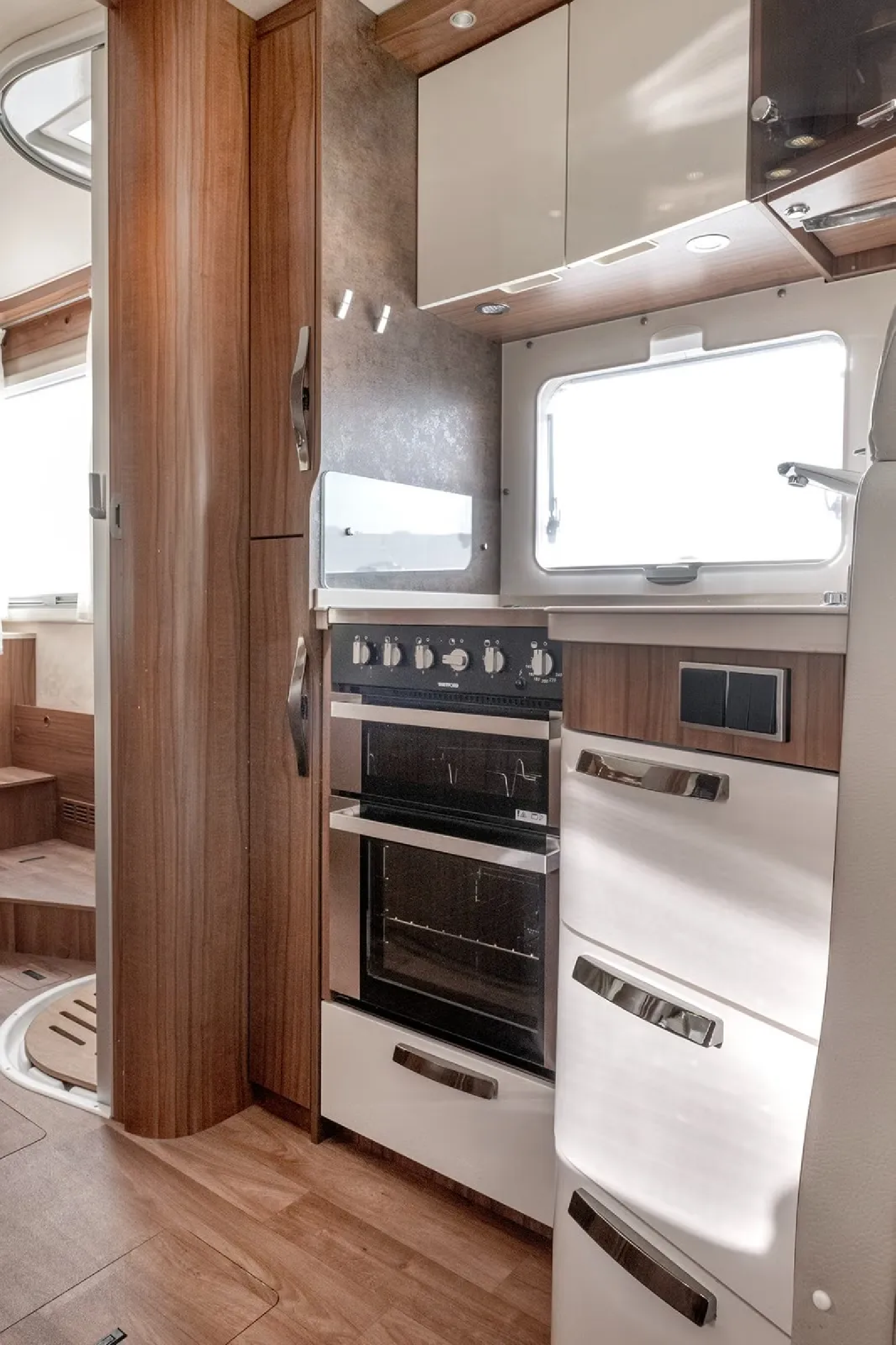 Hymer B 708 PL
