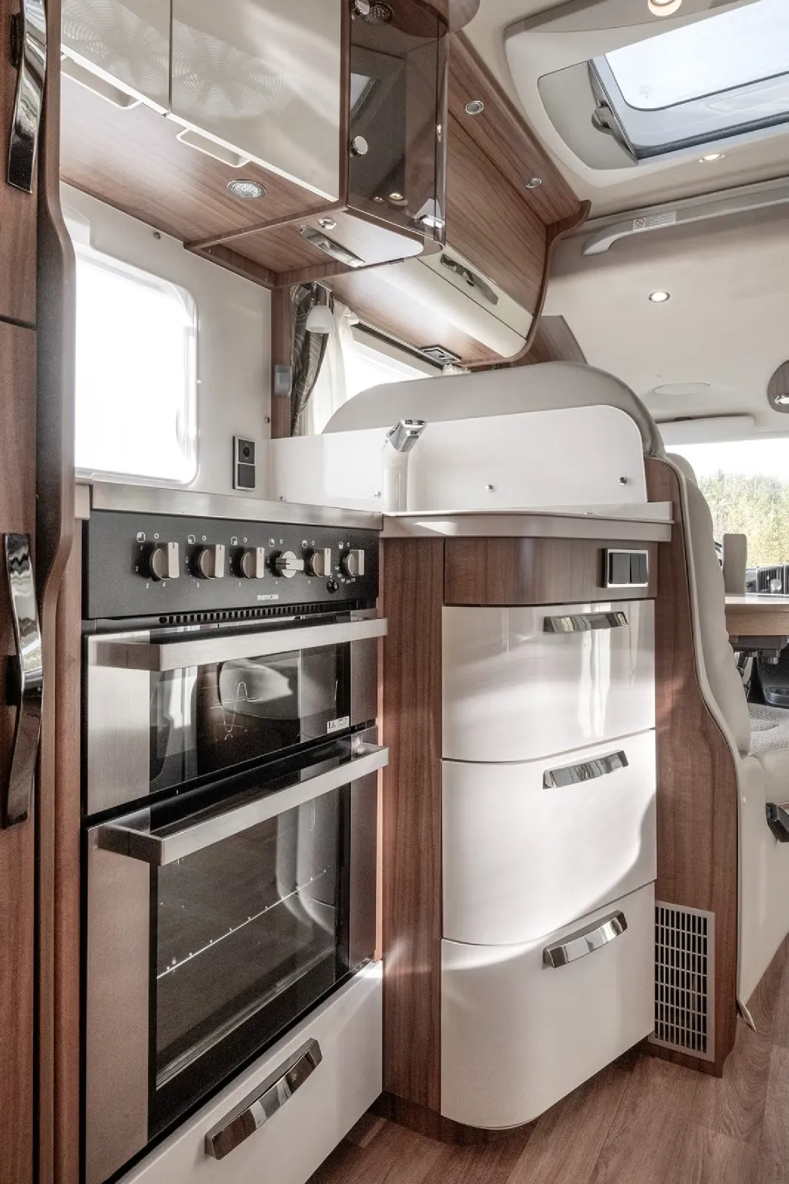 Hymer B 708 PL