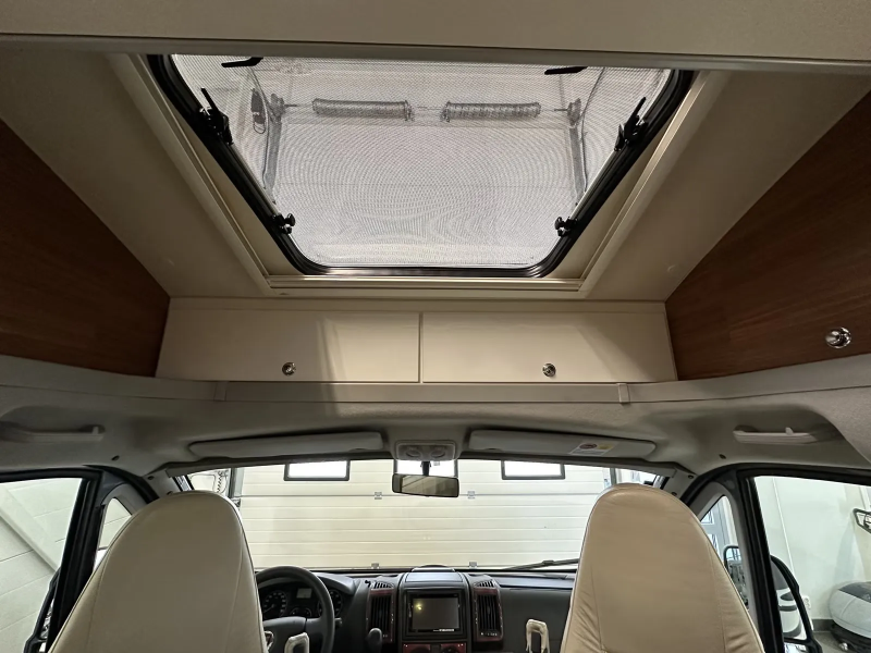 Adria Matrix M 680 SP 3.0Mjet 157 ch