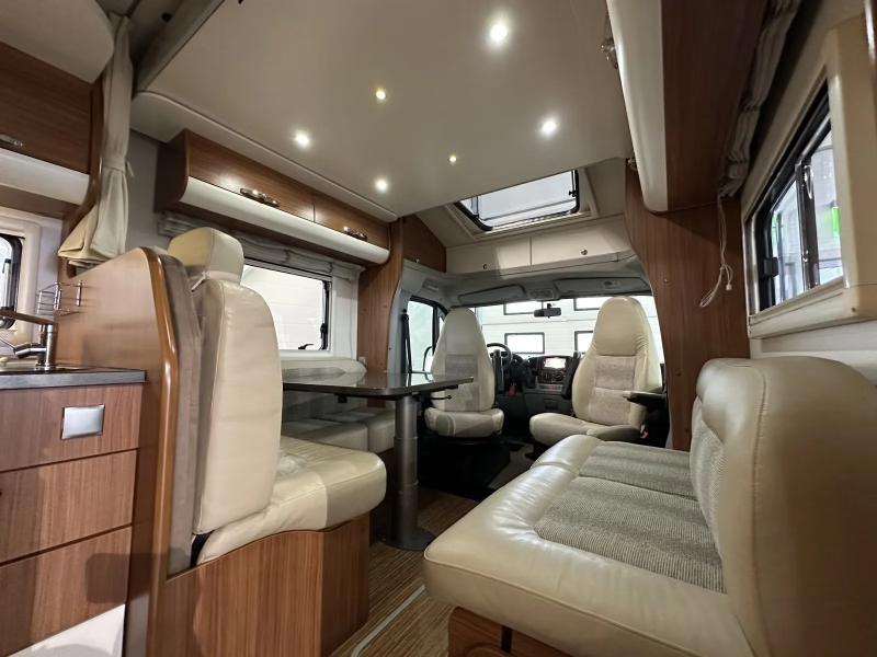 Adria Matrix M 680 SP 3.0Mjet 157 ch