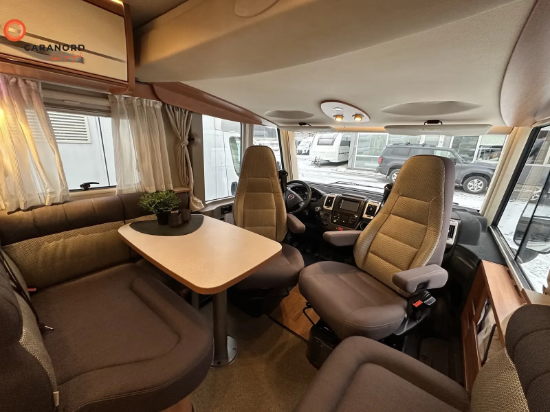 Hymer EX 598