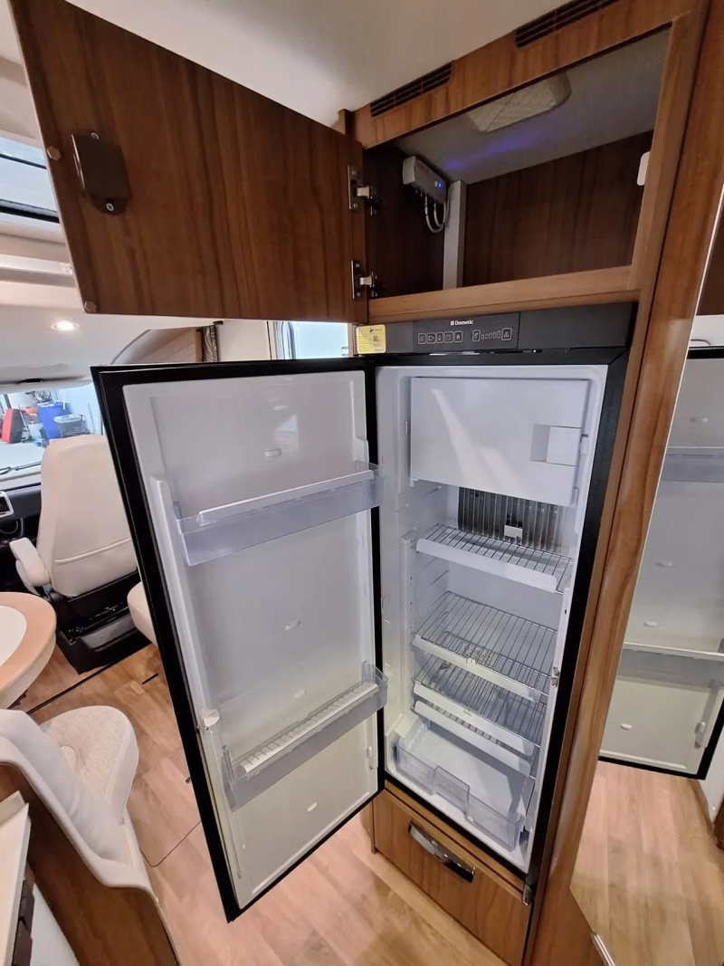 Hymer B 708 PL
