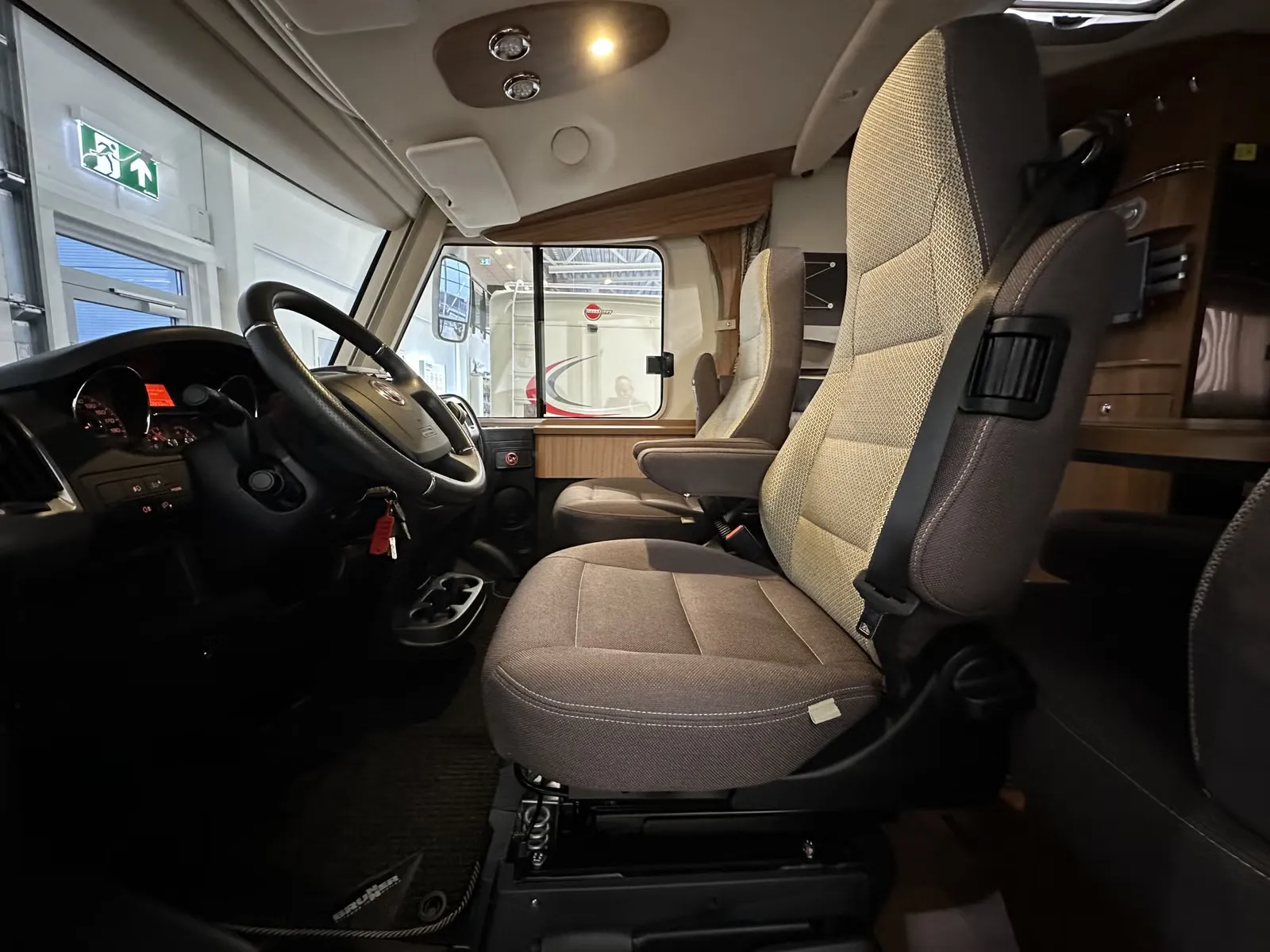 Hymer B 668 PremiumLine kaufen – Kroken Bobil AS