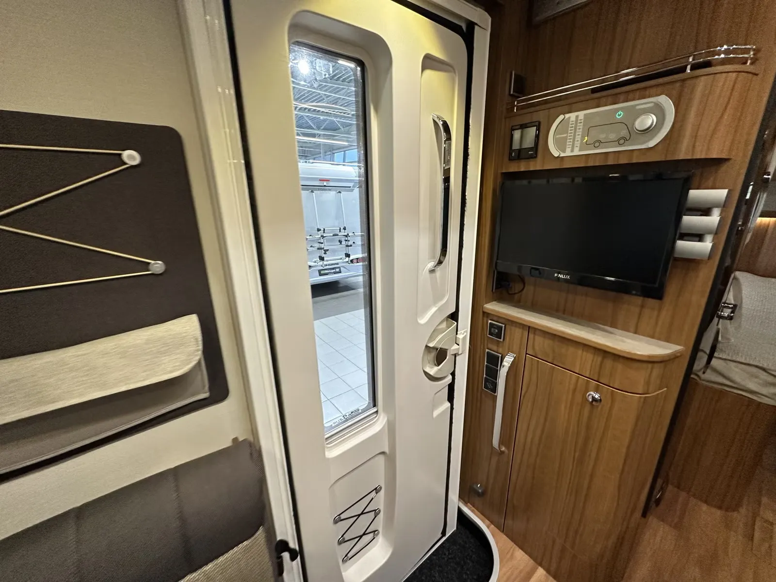 Hymer B 668 PremiumLine kaufen – Kroken Bobil AS