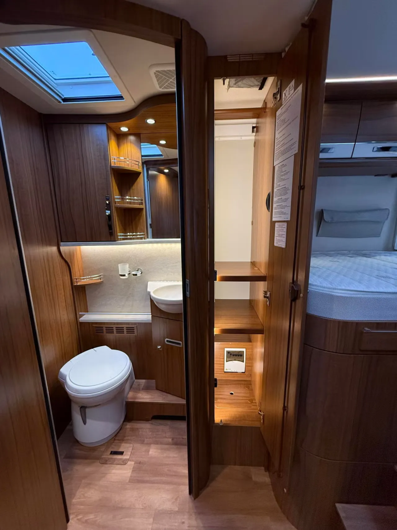 Hymer B 704 Premium Line
