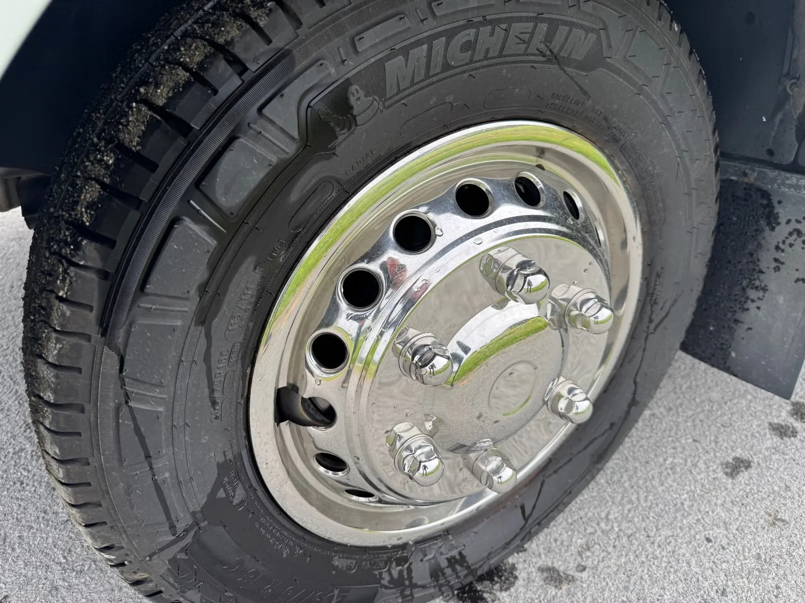 Hymer B 680 STARLINE V6 MB kaufen – Kroken Bobil AS