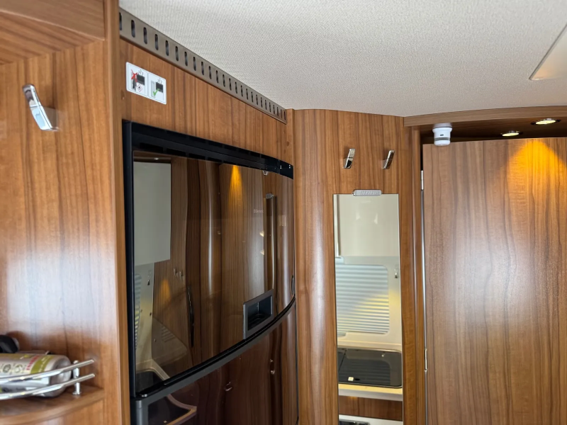 Hymer B 680 STARLINE V6 MB kaufen – Kroken Bobil AS