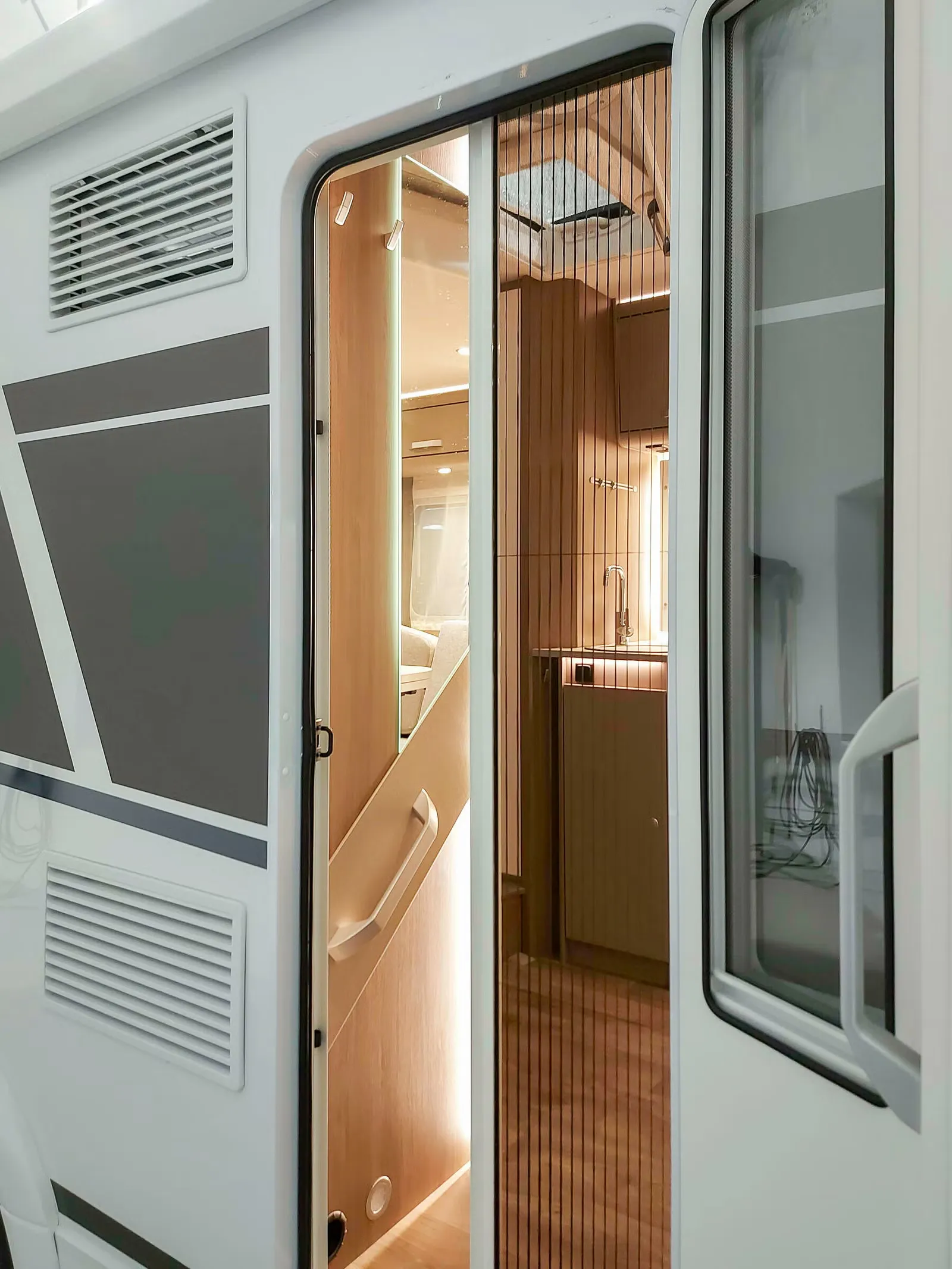 Carado T 459 Edition 15