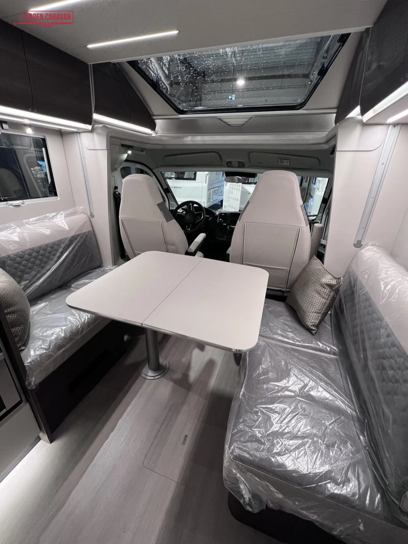 Adria MATRIX SUPREME 670 DL