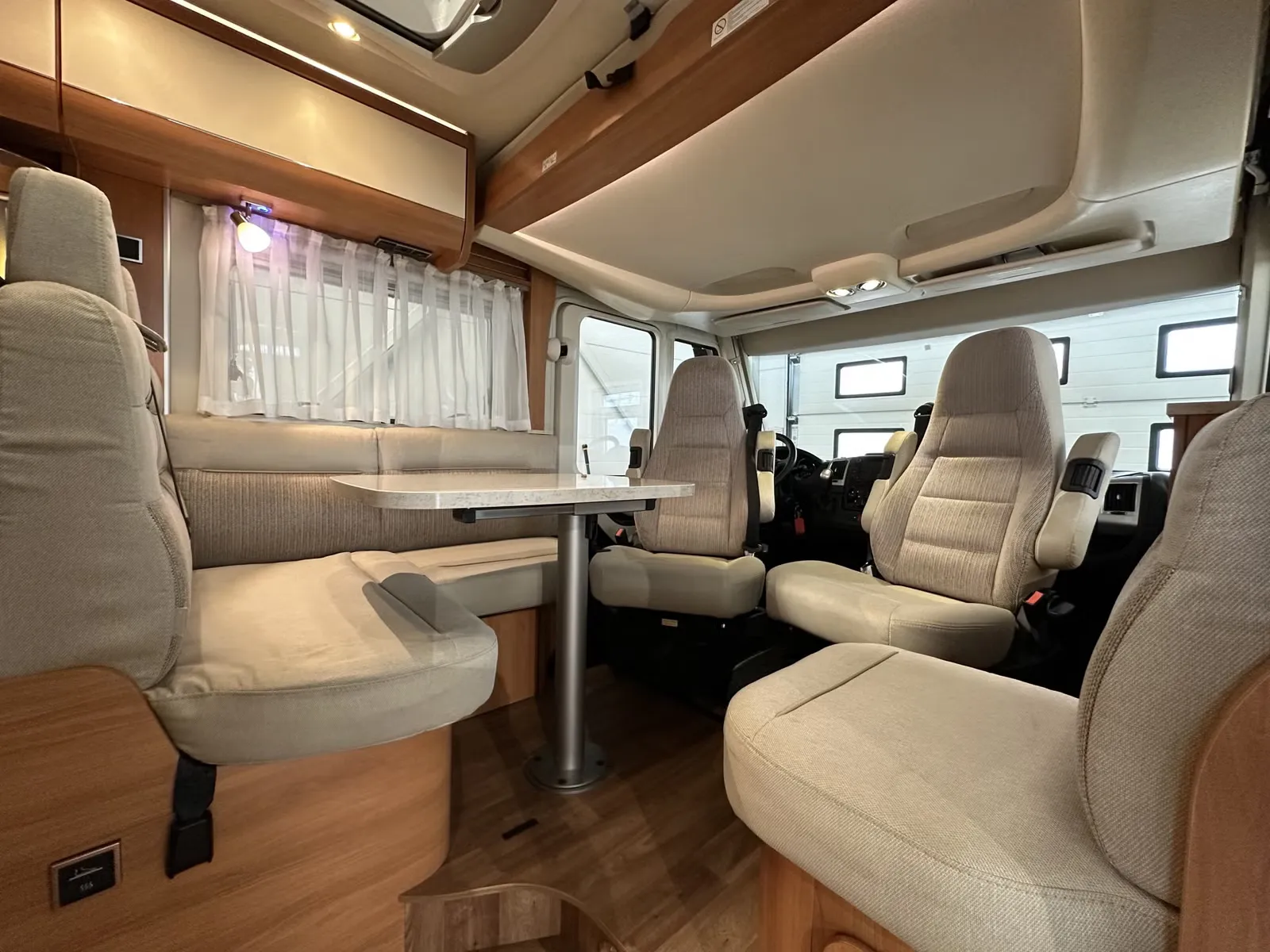 Hymer Exsis I 678