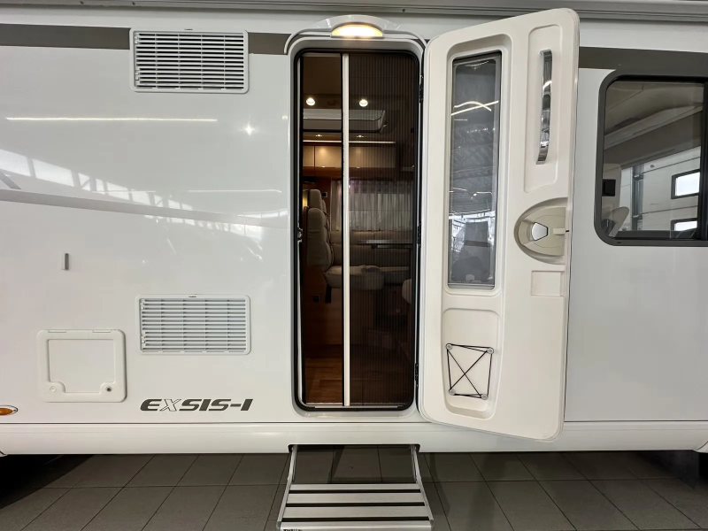 Hymer Exsis I 678
