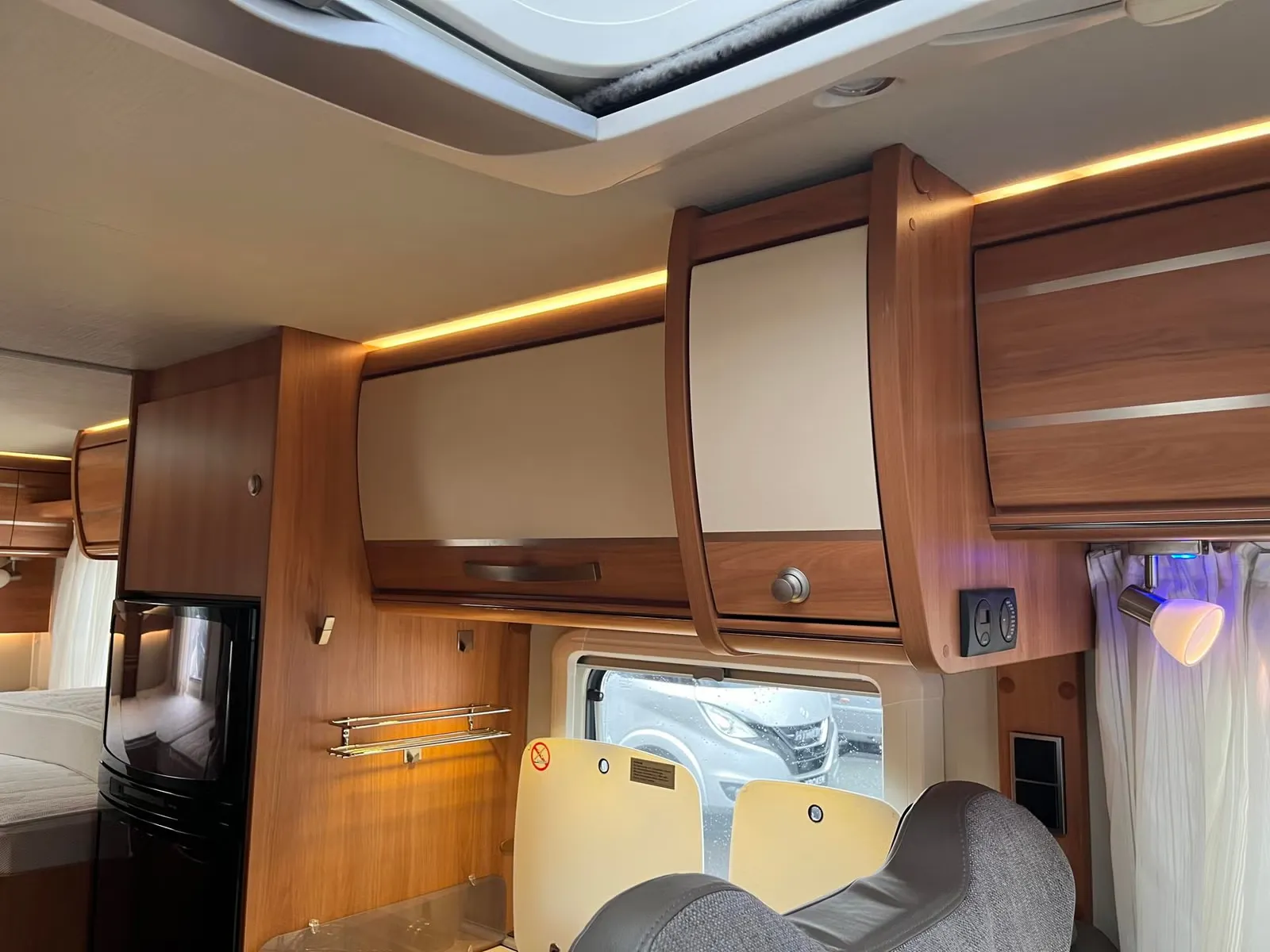 Hymer Exsis 688