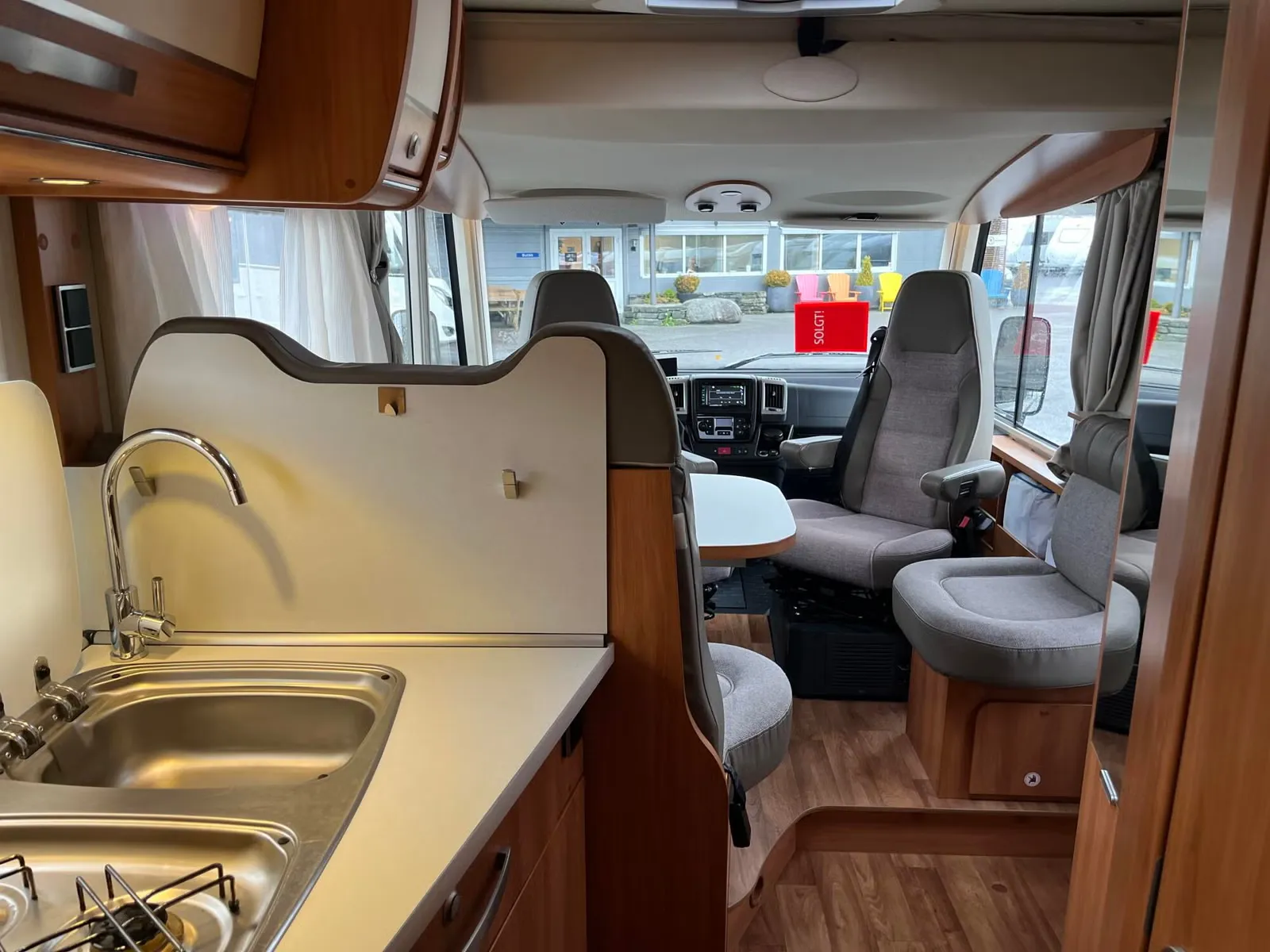 Hymer Exsis 688