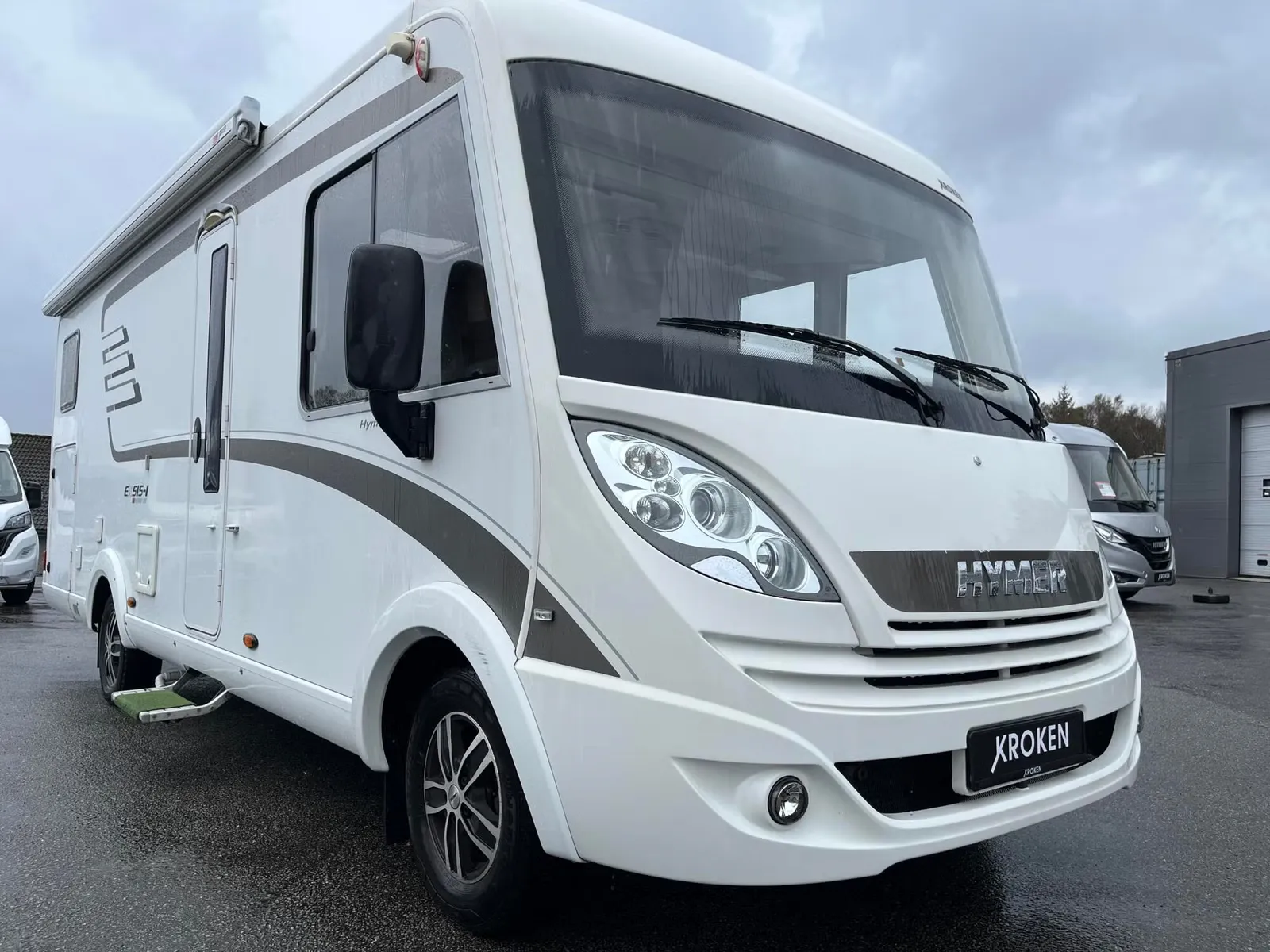 Hymer Exsis 688