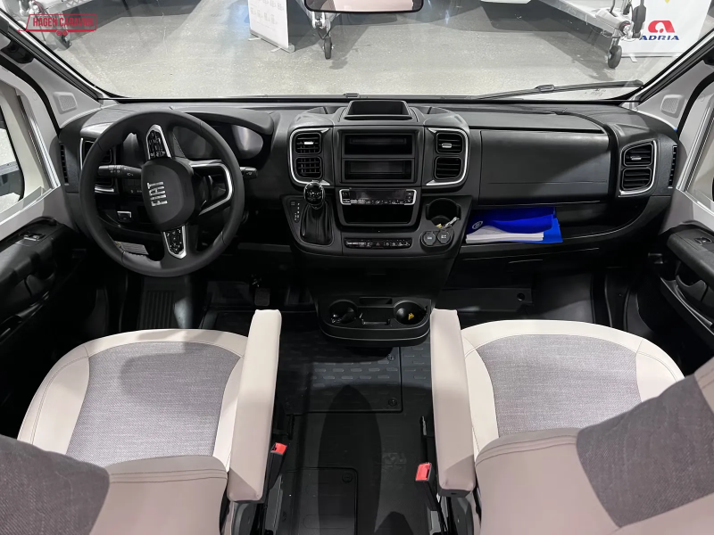 Adria MATRIX SUPREME 670 DL